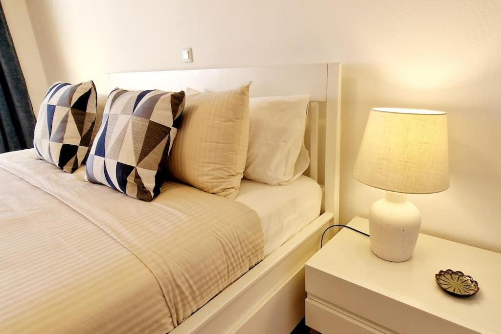 Jasmine Apartment Next To Meia Praia Beach Lagos Kültér fotó
